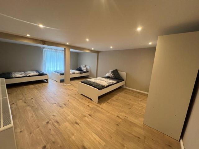Serena Monteur Apartment Rodenbach  Luaran gambar